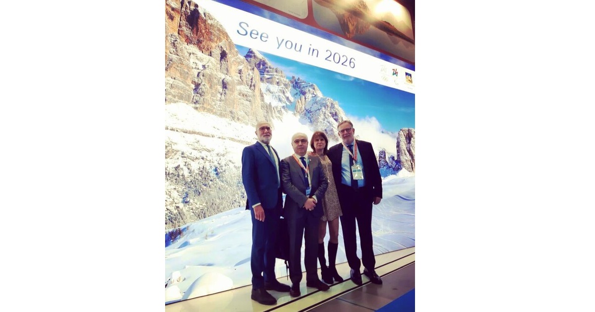 President Mario Pozza with Assocamerestero Secretary General Domenico Mauriello and Venicepromex General Director Franco Conzato at BIT Fiera Milano