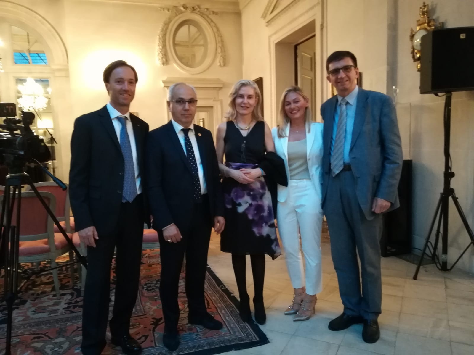 Il Presidente di Unioncamere del Veneto Pozza incontra a Bruxelles s.e. l’Ambasciatrice Elena Basile e il Direttore dell’ICE Fabrizio di Clemente.