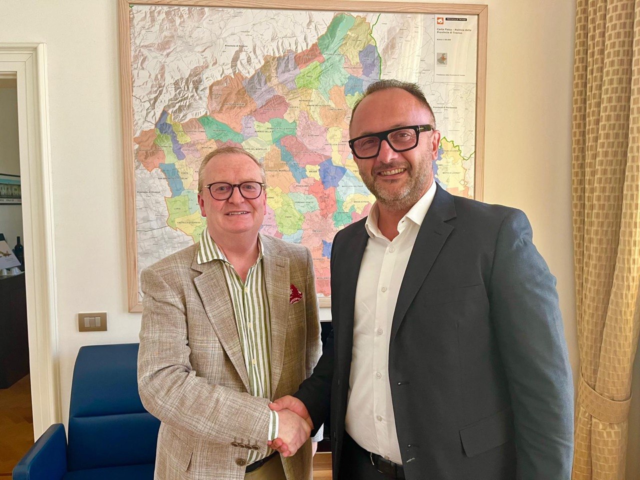 Il Presidente De Bettin insieme al Presidente della Provincia di Treviso Donadel